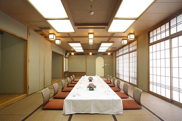 会議後のご会食